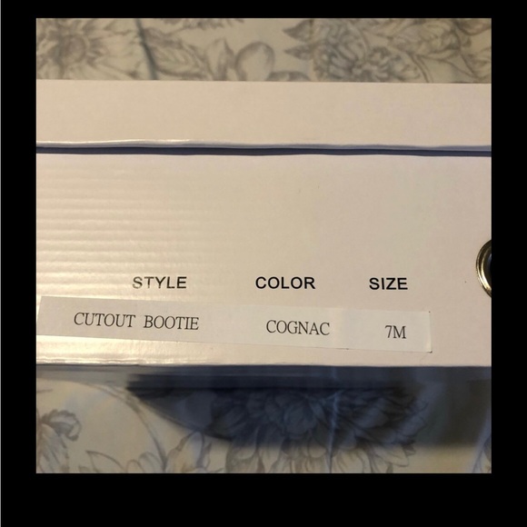 Dress cutout bootie boots cognac woman’s 7M shoes - Picture 10 of 10